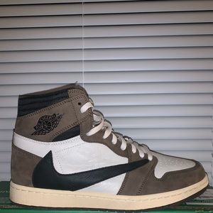 Travis Scott Jordan 1’s